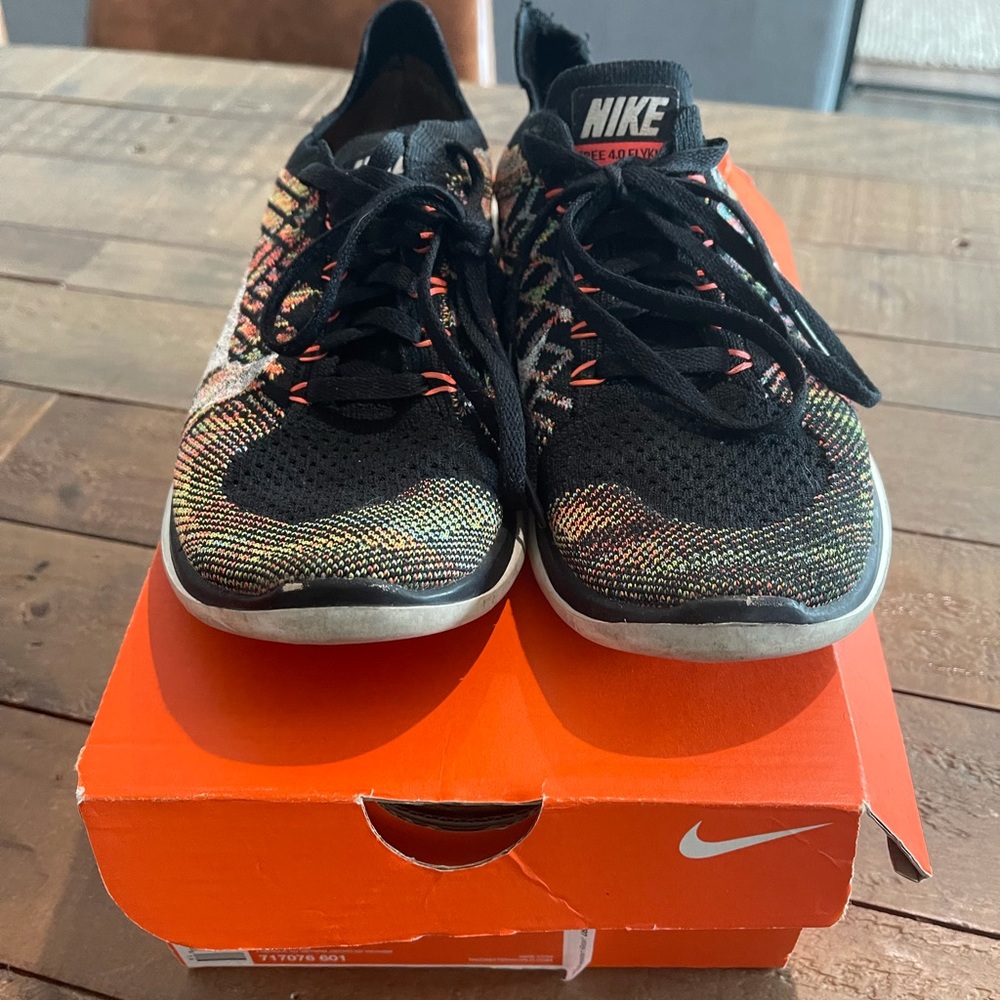 Size 6.5 Nike Free 4.0 Flyknit - Multicolor